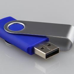 تامین تغذیه از طریق پورت USB